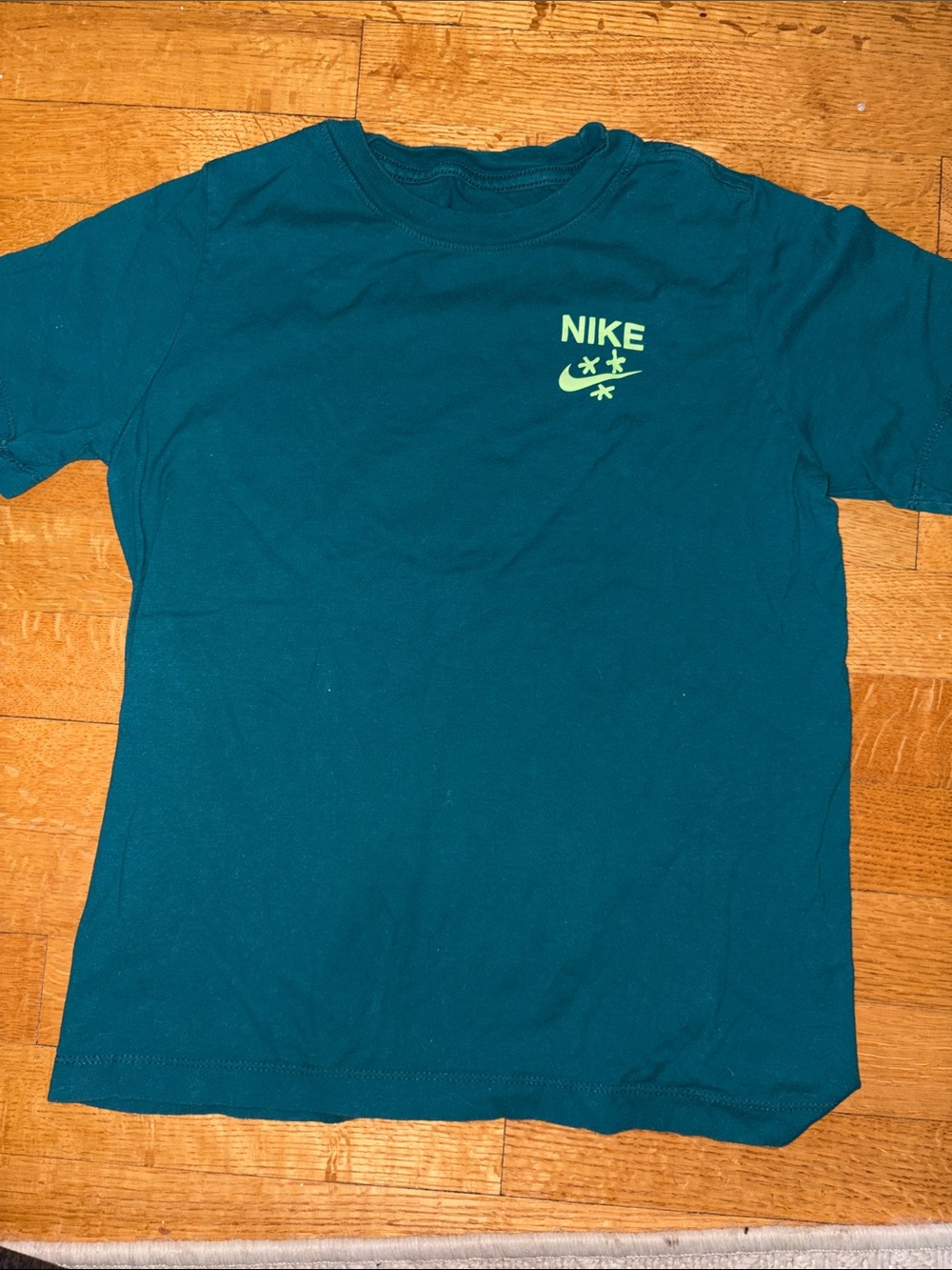 Girls Medium: Nike Dark Green Tee